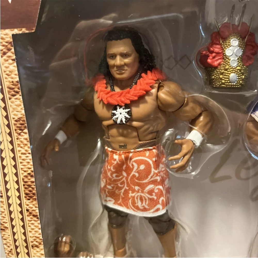 WWE Mattel Elite Rock, Rocky Johnson, Peter Maivia WWE Generations Legacy 3-Pack - Picture 4 of 5